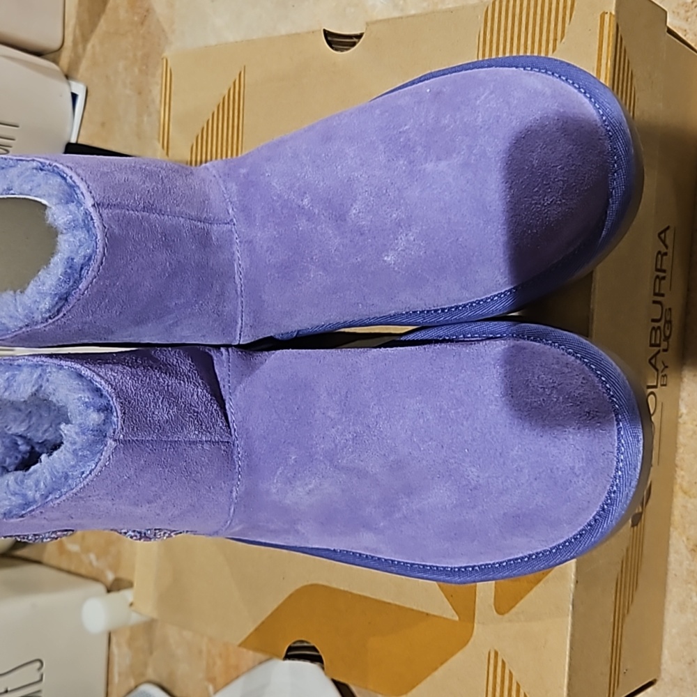 Girls boots
